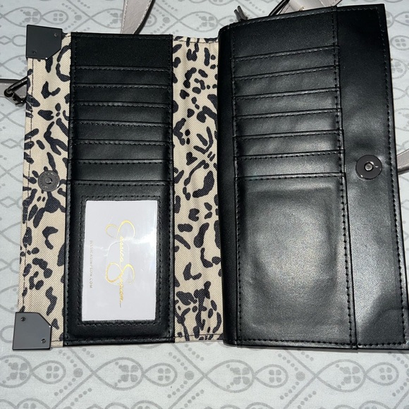 Beautiful Jessica Simpson Backpack and matching wallet. - Picture 5 of 7